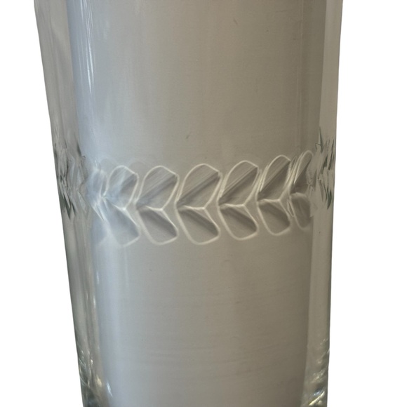 Set of 4 Clear Etched Laurel Wreath Drinking Ice Tea Glasses EUC - Picture 2 of 11